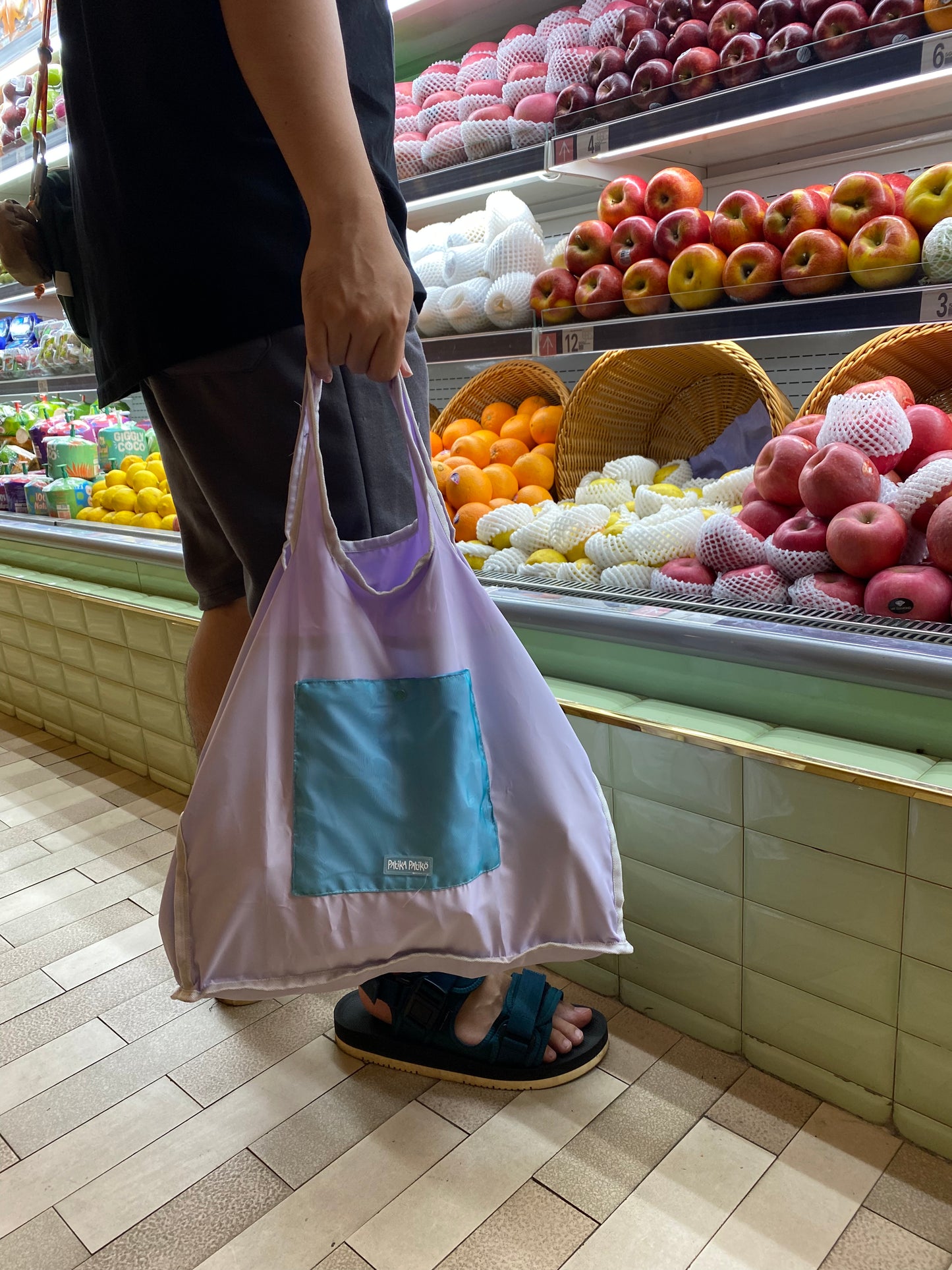Foldable Reversible Shopping Bag in Soothing Lilac