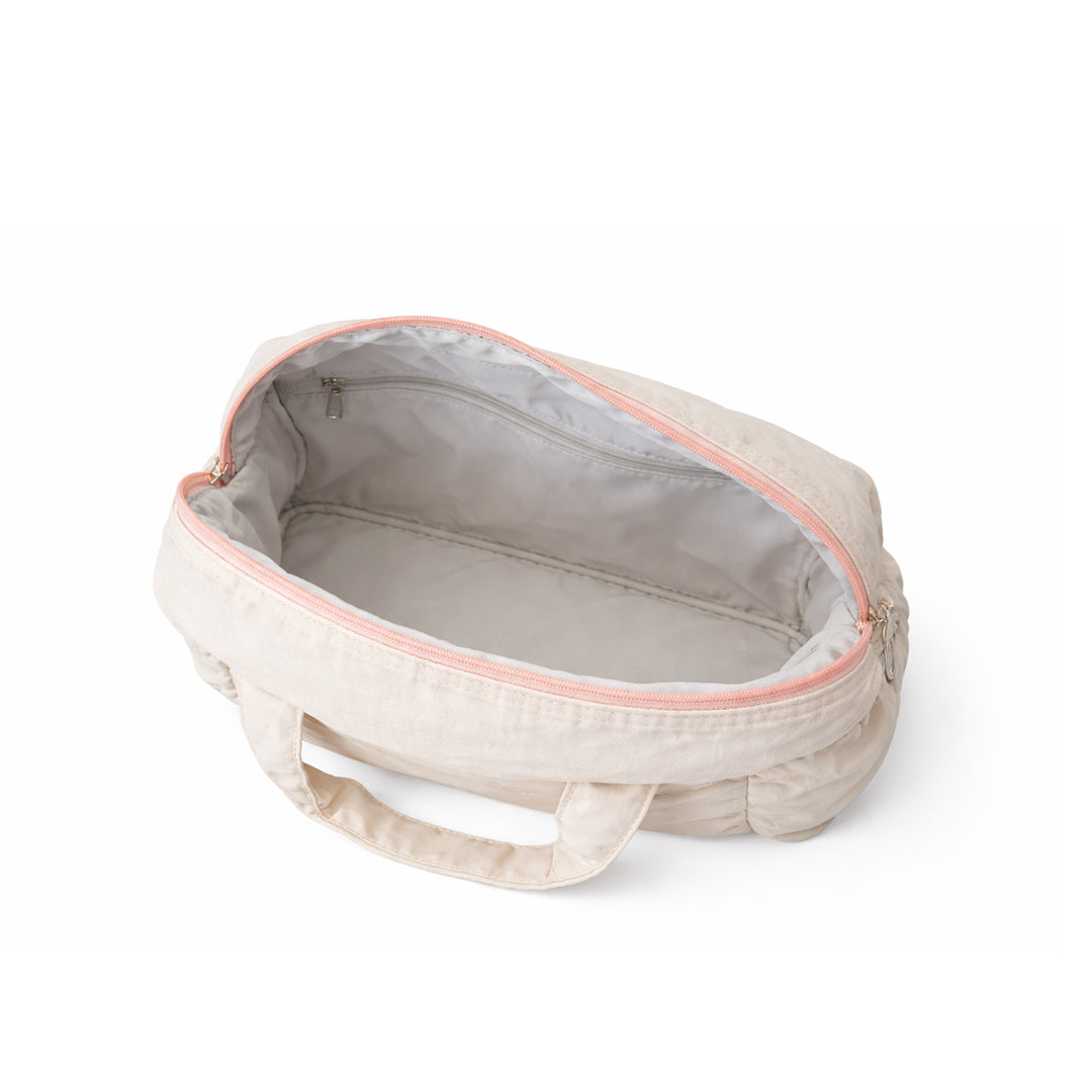 Medium Duffle Shoulder Bag in Whipped Cream