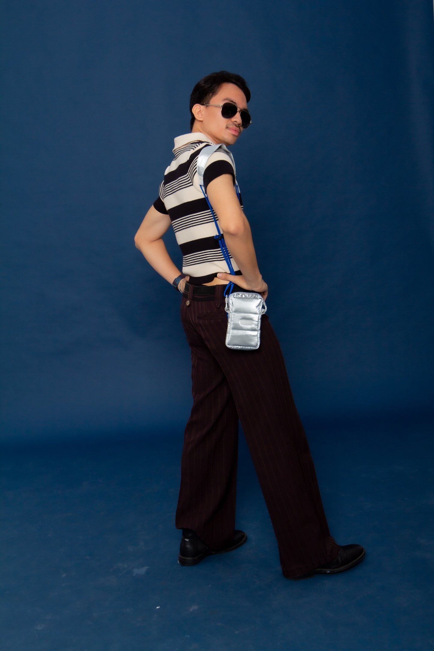 Digital Puffer Pouch in Metallic Silver