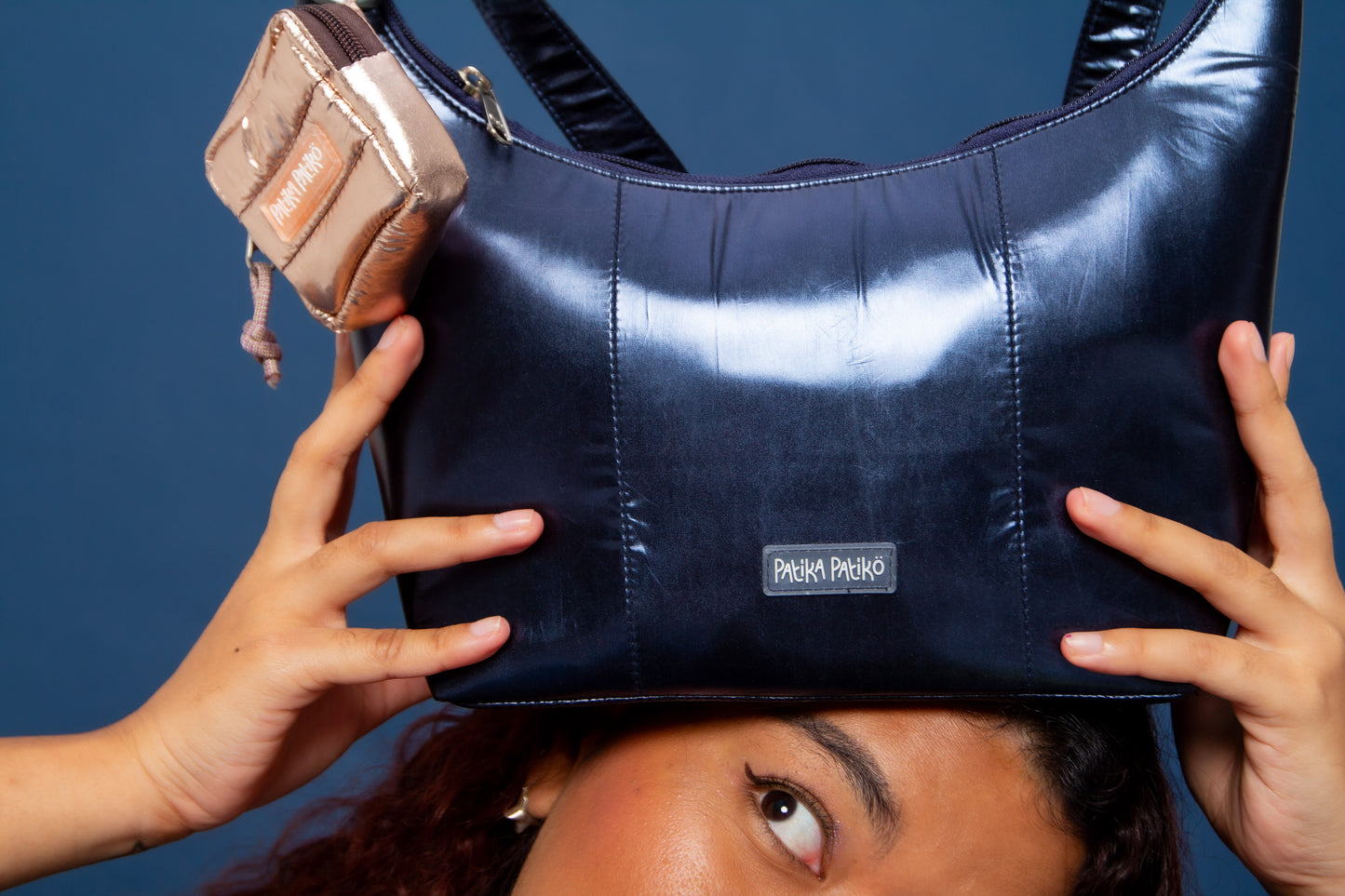 Gleam Shoulder Bag in Midnight Alloy