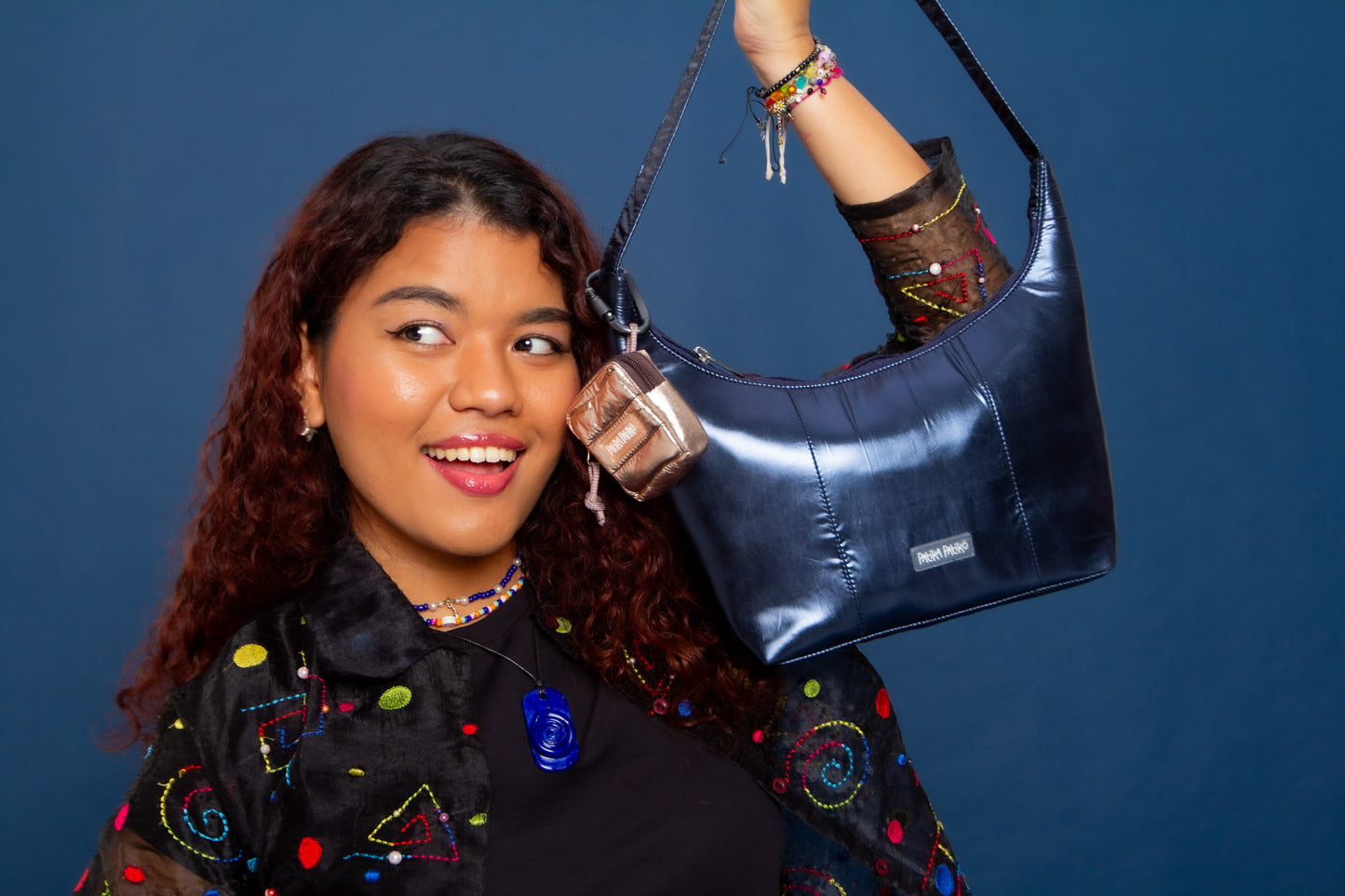 Gleam Shoulder Bag in Midnight Alloy