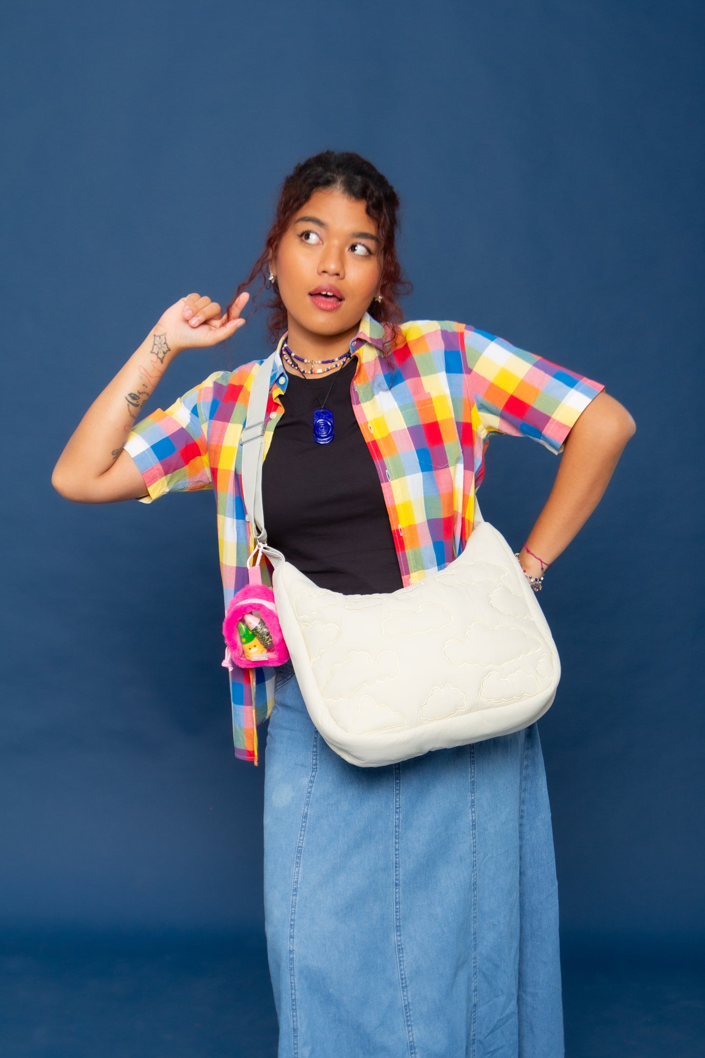 Puffer Messenger Bag in Comforting Beige