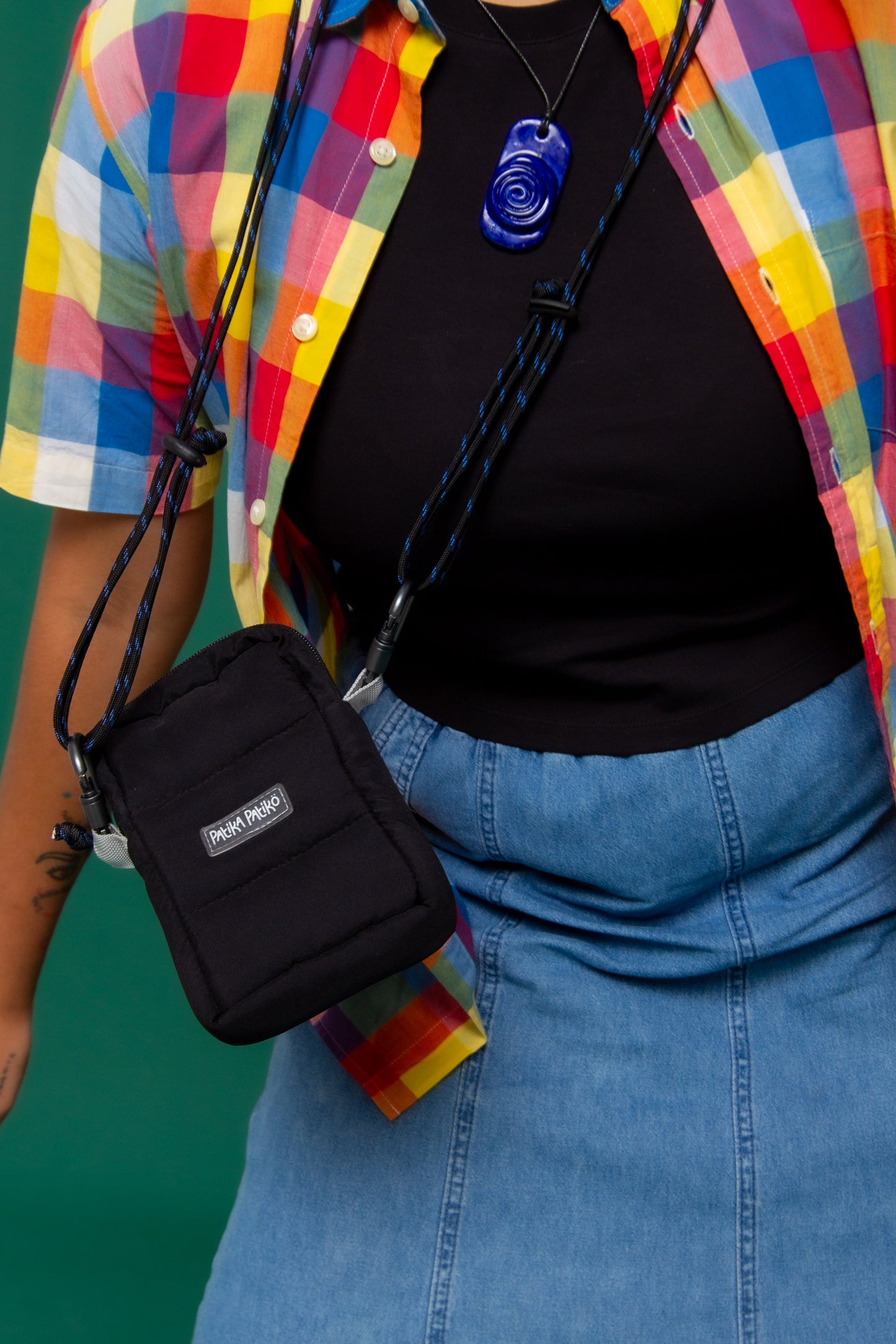 Digital Puffer Pouch in Mysterious Black