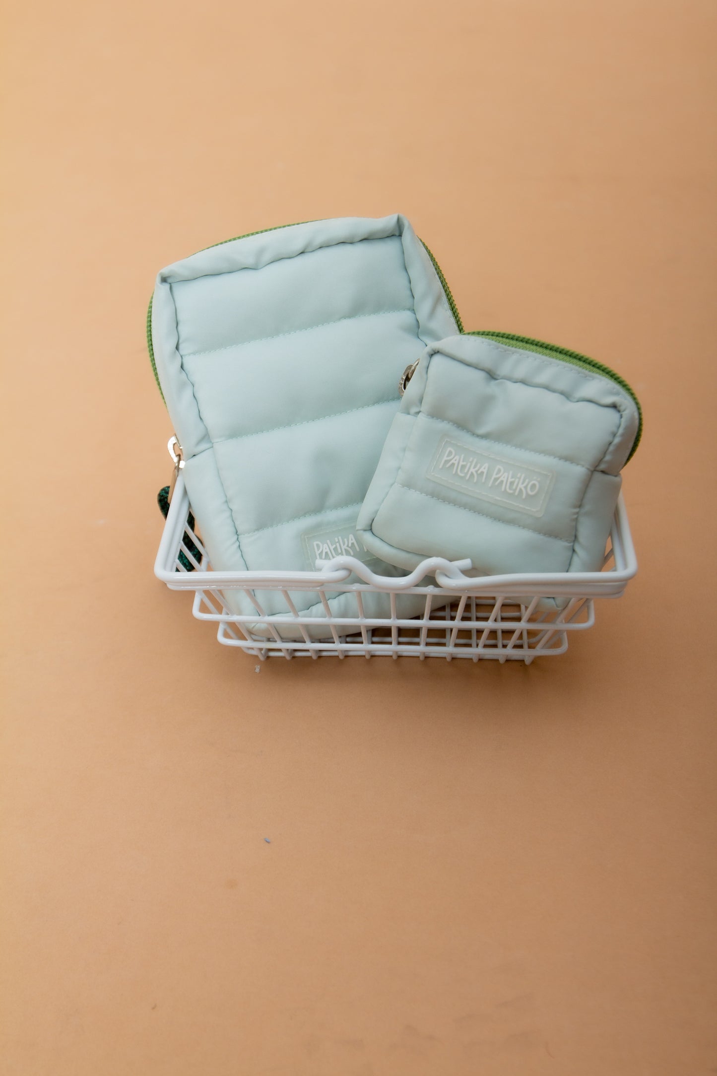 Puffer Card Holder in Fresh Mint